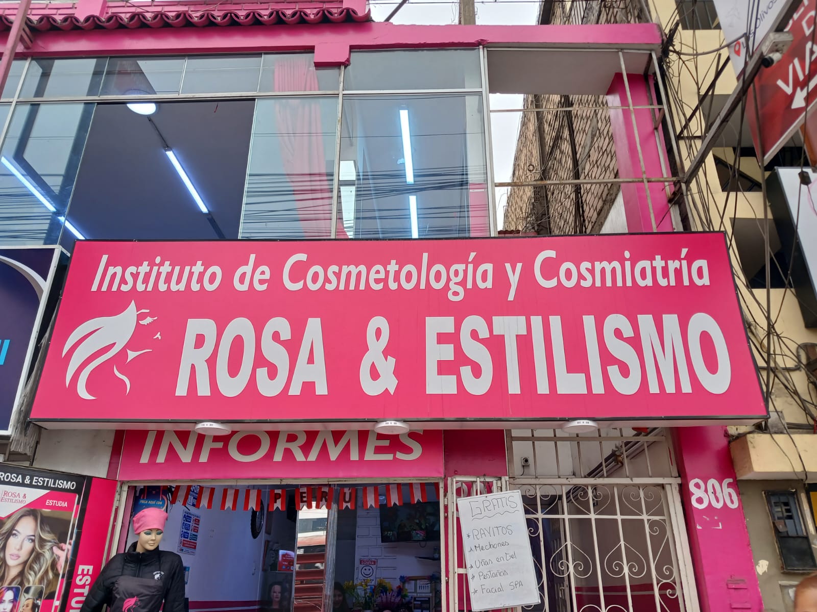 Docente de cosmetologia